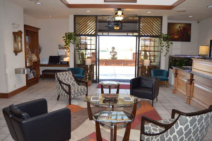 Hotel Interior 6 of 41