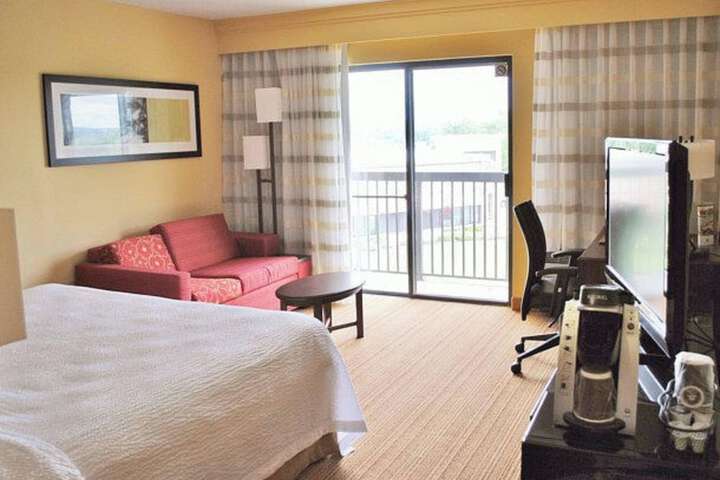 Courtyard by Marriott Hartford Manchester