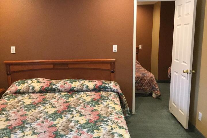 Room 44 of 67
