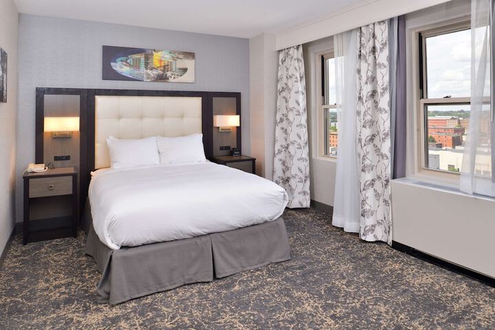 DoubleTree by Hilton Utica