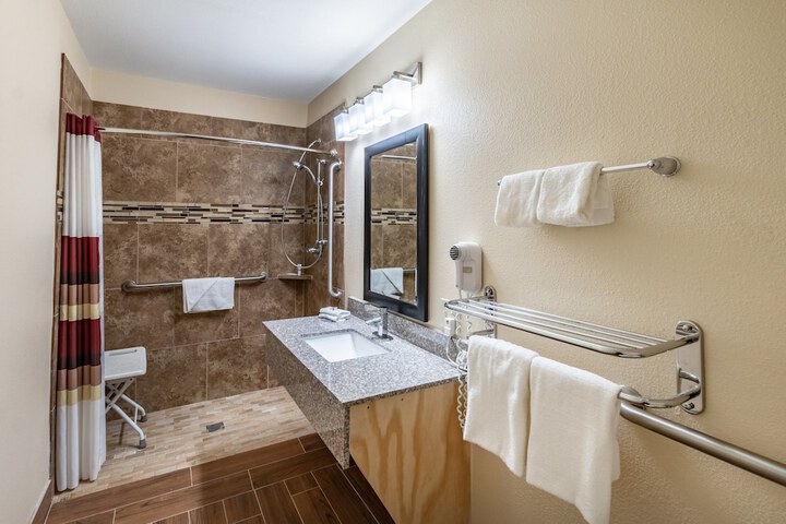 Room 21 of 29