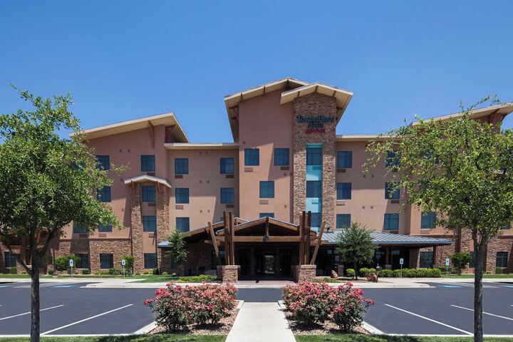 Hotel 4 of 27