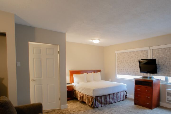 Room 8 of 31