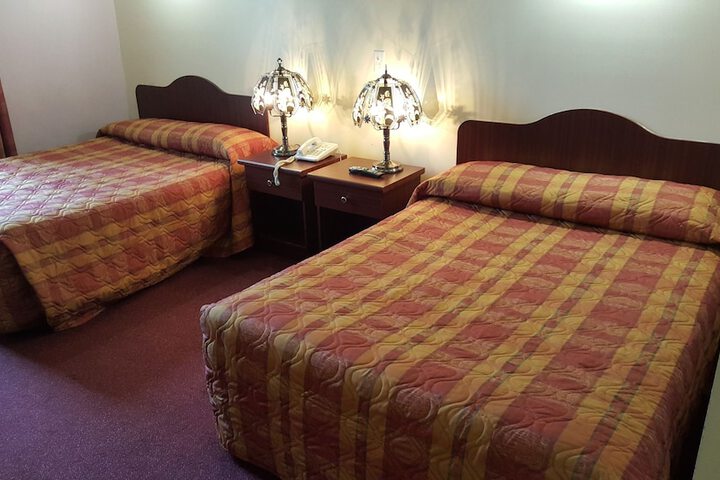 Room 17 of 22