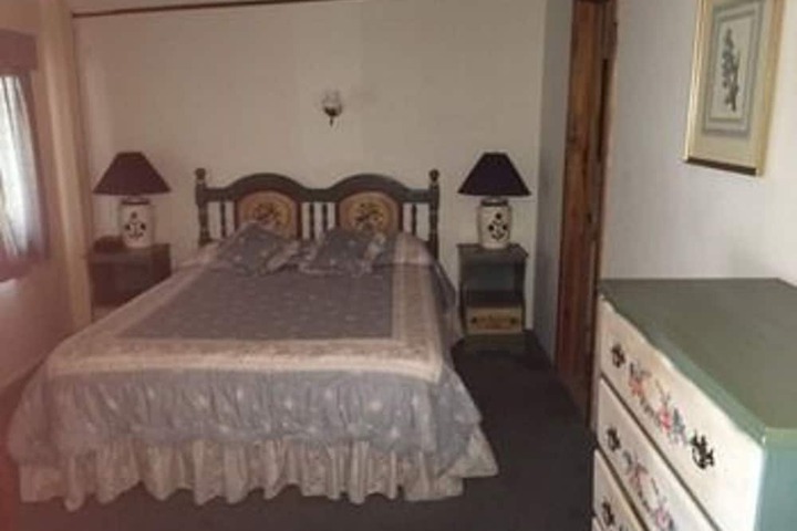 Room 5 of 19