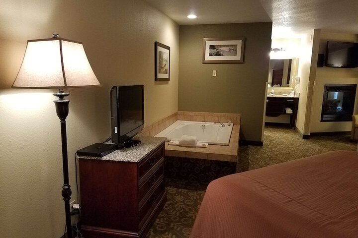 Room 39 of 48