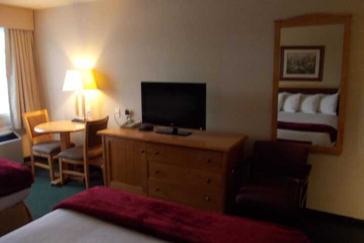 Room 19 of 32