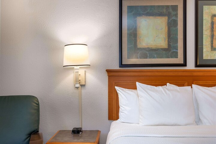 Room 20 of 58