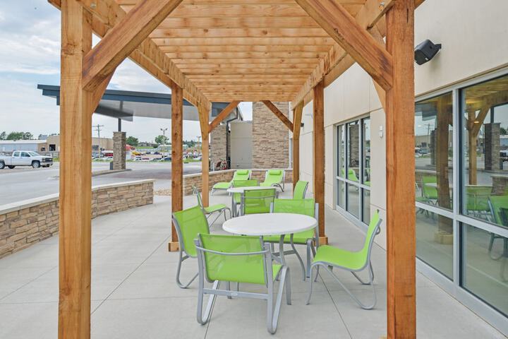 Holiday Inn Express & Suites Chadron by IHG