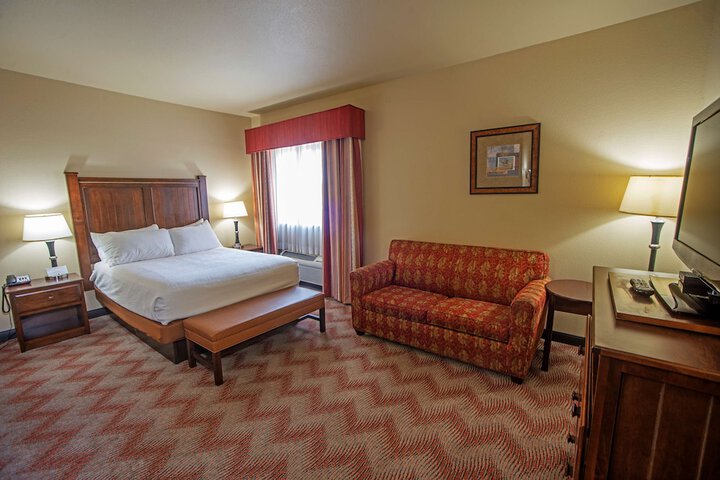 Room 17 of 35