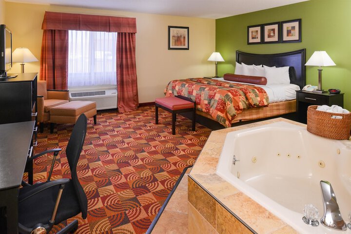 Room 8 of 21