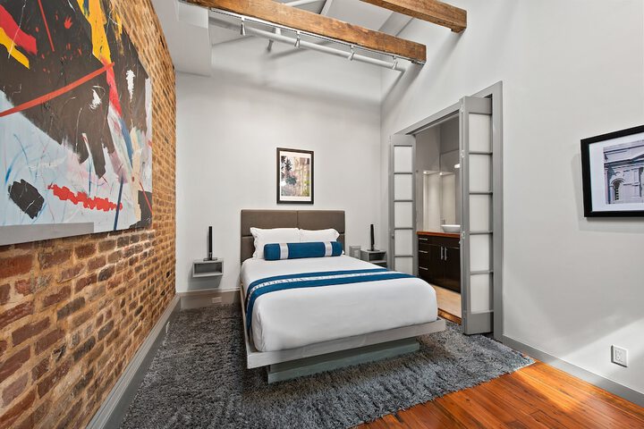 Room 277 of 488