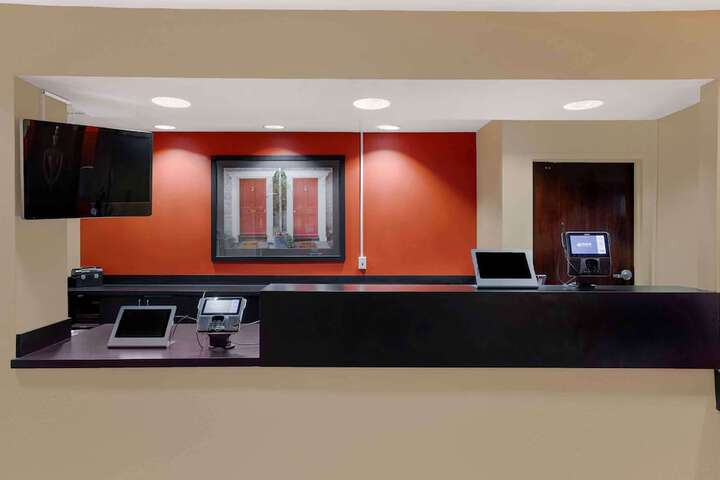 Hotel Interior 7 of 27