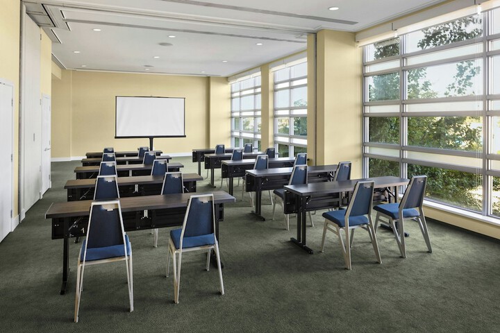 The Westin Wall Centre Vancouver Airport