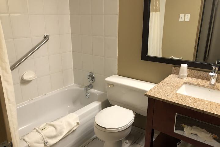 Days Inn by Wyndham Terrace