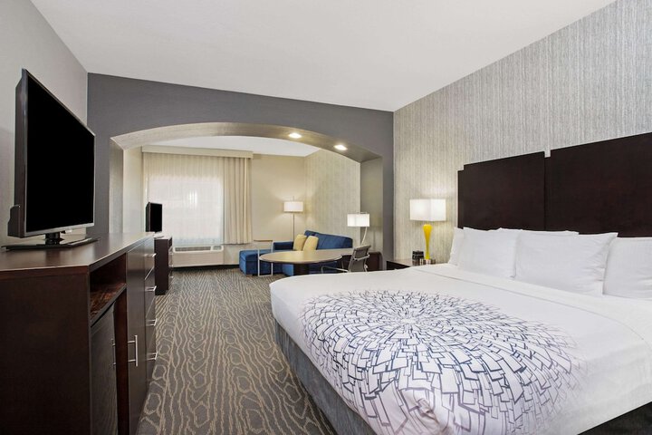 La Quinta Inn & Suites by Wyndham Palestine