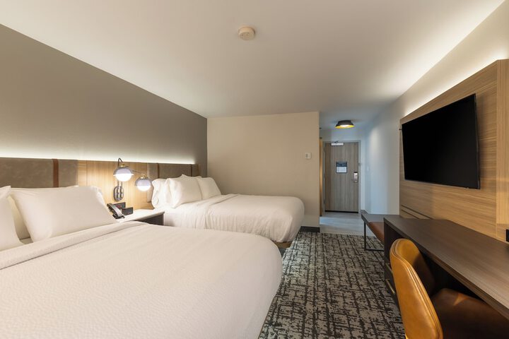 Room 44 of 94