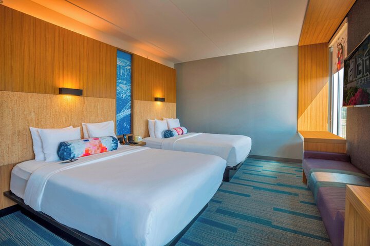 Room 21 of 50