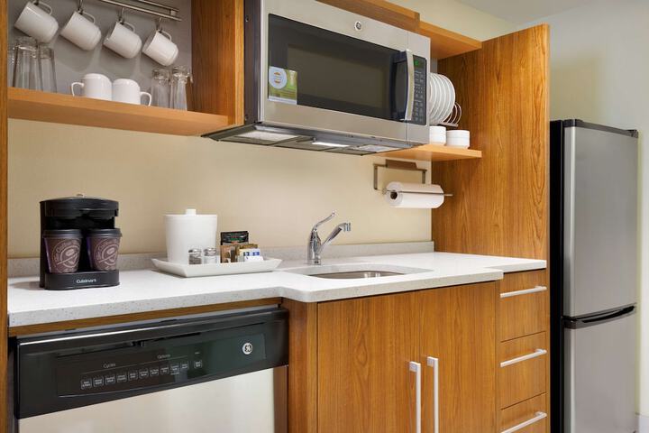 Home2 Suites by Hilton Joliet / Plainfield