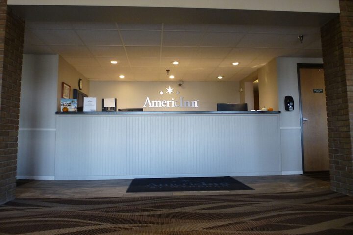 AmericInn by Wyndham Mitchell
