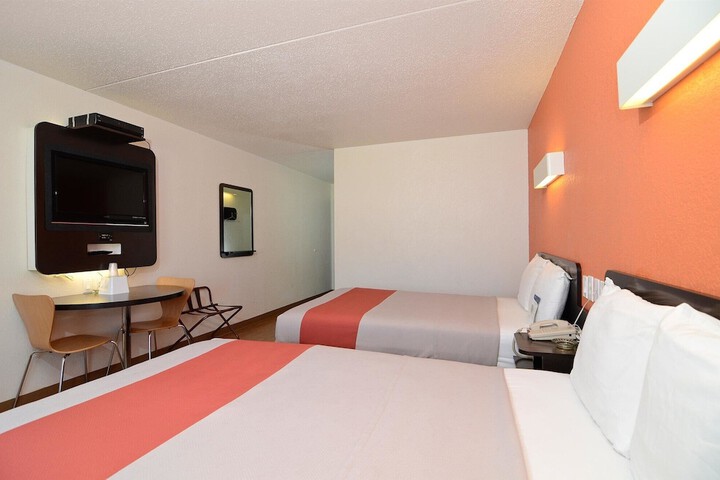 Motel 6 South Haven KS