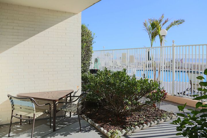 Terrace/Patio 108 of 110
