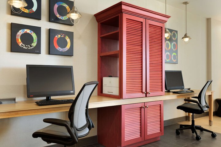 Business Center 34 of 34