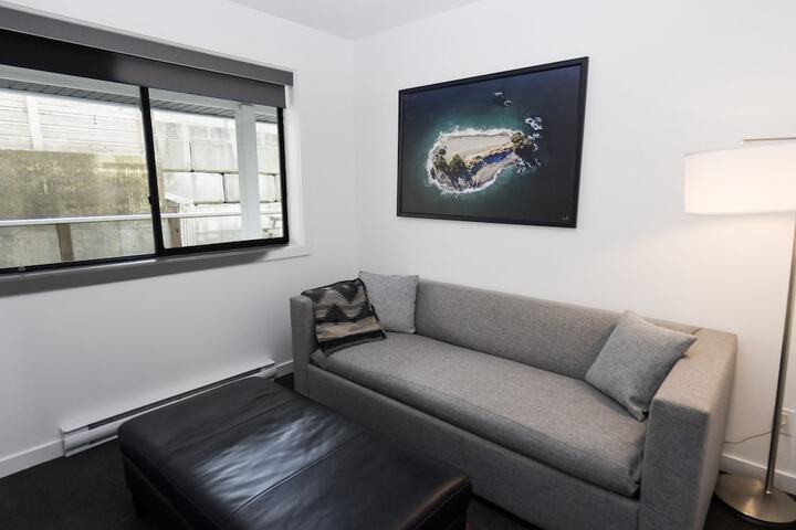 Room 13 of 50
