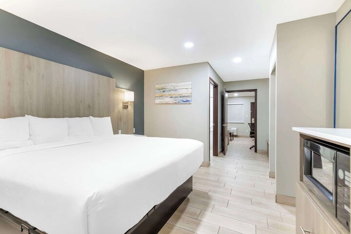 Room 29 of 46
