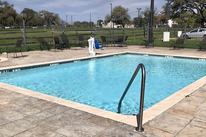 Pool 6 of 58