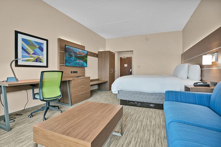 Room 26 of 56