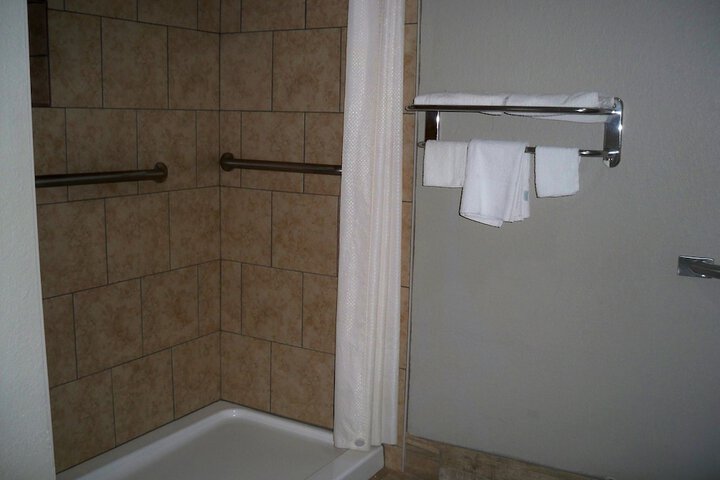 Room 36 of 65