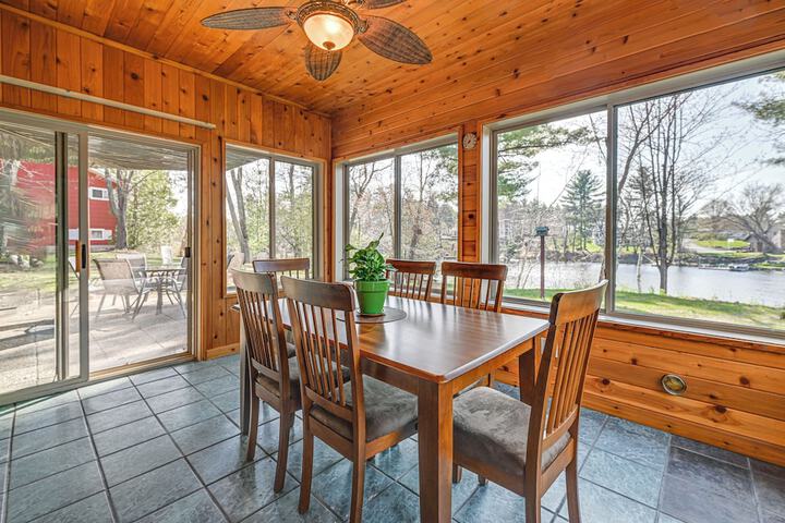 Lake Wissota Home w / Private Dock + Fire Pit!