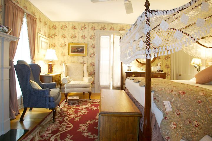 Room 35 of 52