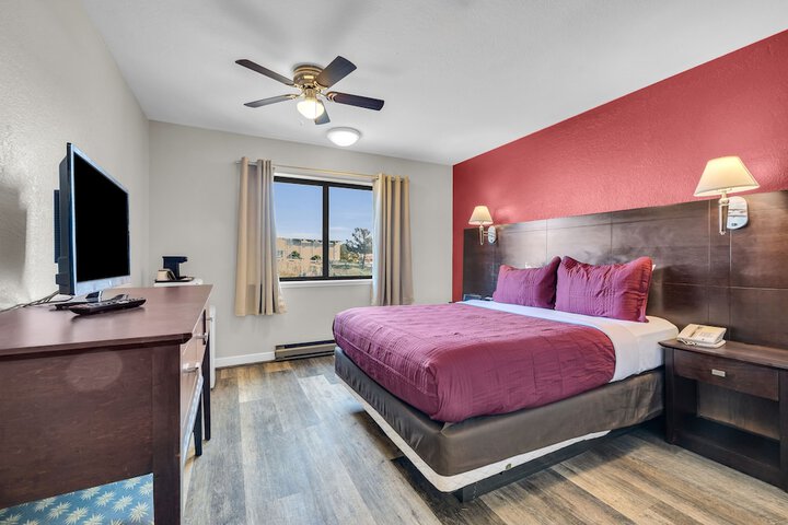 Room 15 of 32