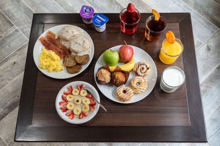 Breakfast/Coffee Service 43 of 51