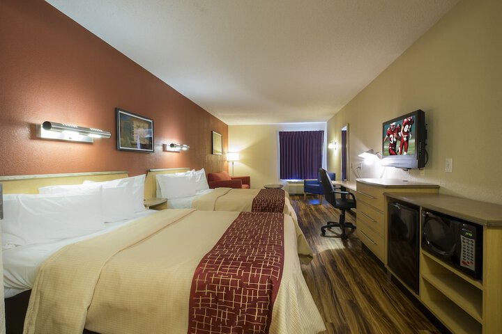 Room 14 of 24