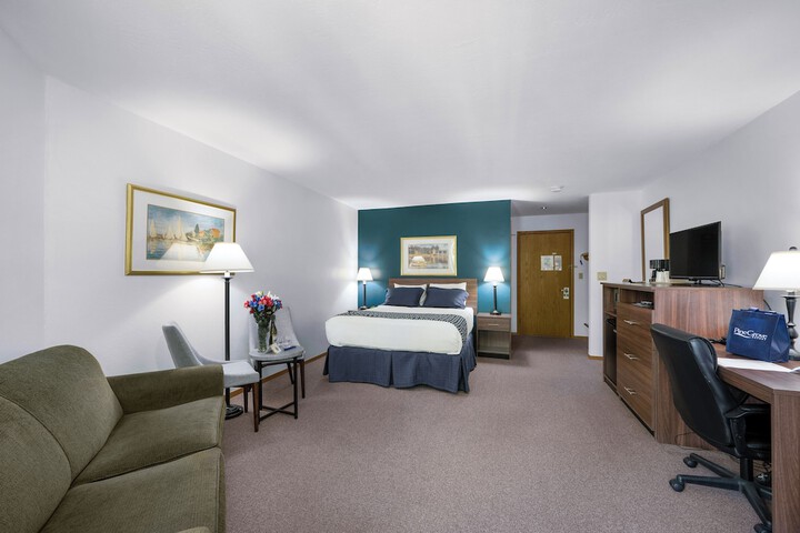 Room 33 of 69