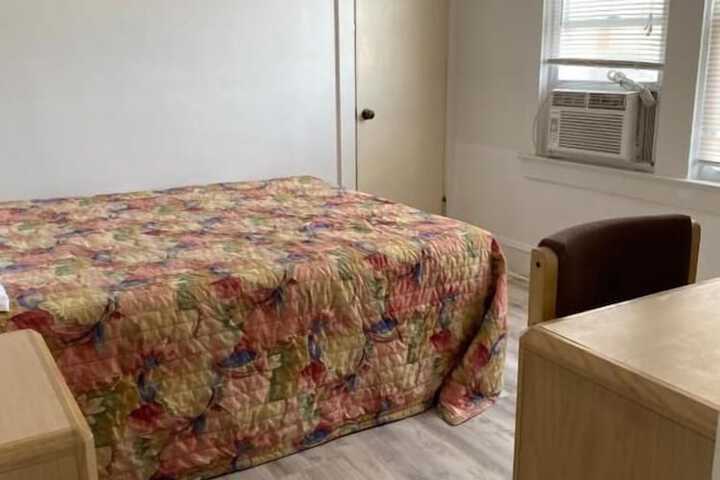 Room 16 of 43