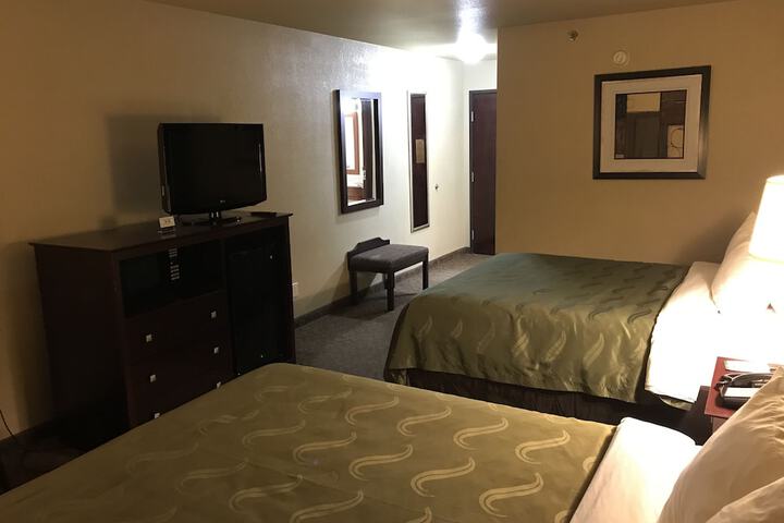Room 30 of 68