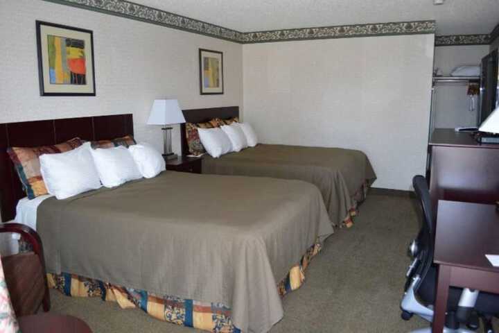 Room 15 of 36