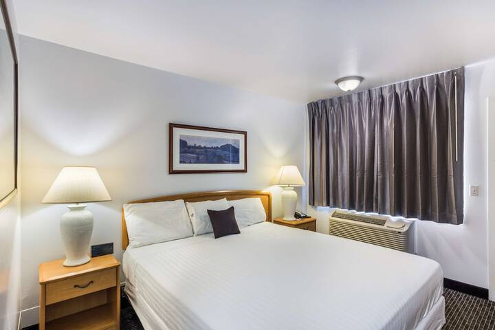 Room 16 of 22