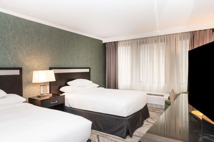 DoubleTree by Hilton Newark Penn Station