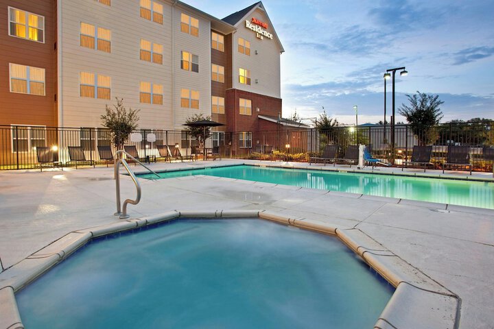 Pool 4 of 52