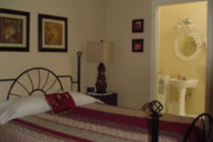 Cranberry Manor B & B