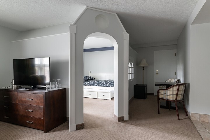 Room 45 of 145
