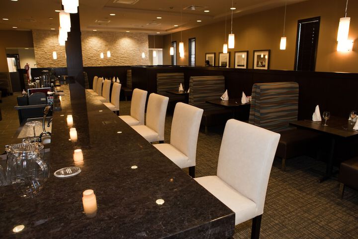 Lounge 63 of 75
