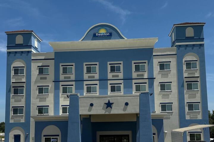 Days Inn by Wyndham Salado