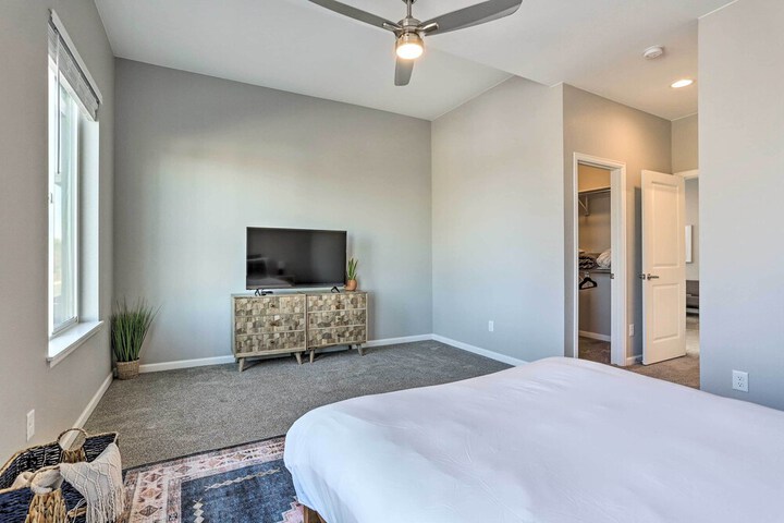Cozy Abode w / Patio 7 Mi to Dtwn Denver