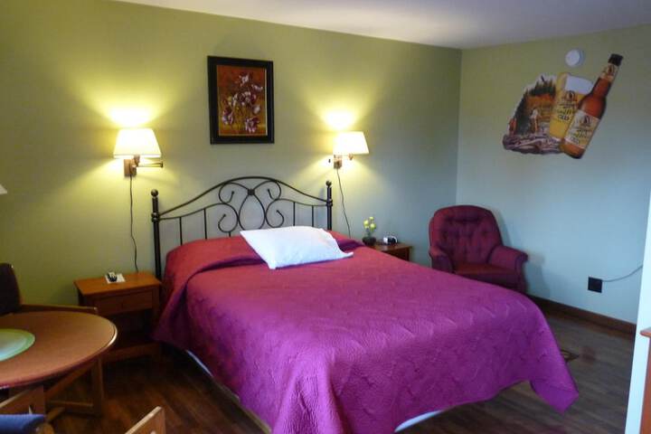 Country Villa Motel and Country Camping